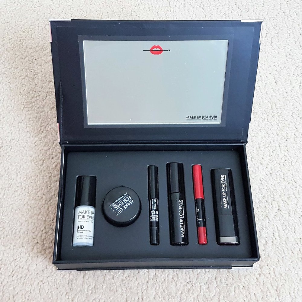 NWOT Make Up For Ever red set